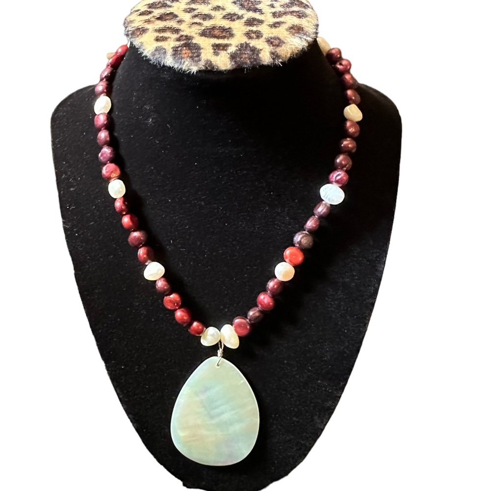 Necklace - Picture 3 of 4